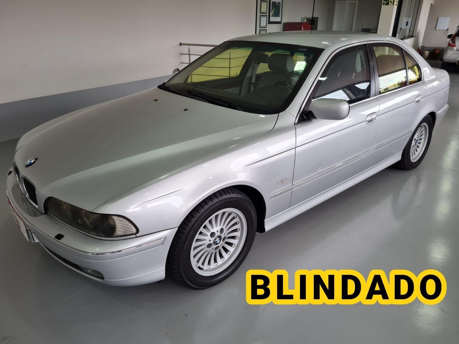 //www.autoline.com.br/carro/bmw/540i-44-protection-32v-gasolina-4p-automatico/2000/porto-alegre-rs/23377237