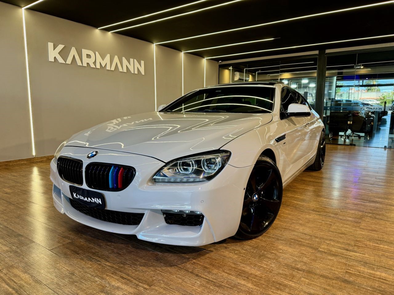 //www.autoline.com.br/carro/bmw/640i-30-gran-coupe-24v-gasolina-4p-turbo-automatic/2013/campinas-sp/24270624