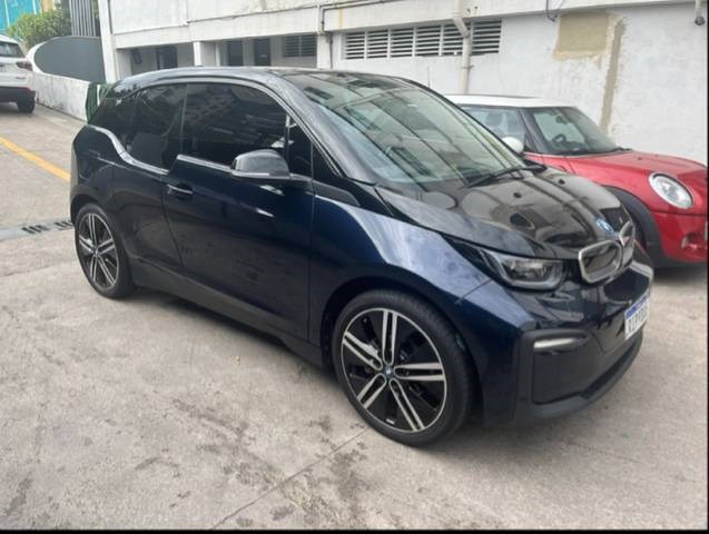 //www.autoline.com.br/carro/bmw/i3-42kwh-full-16v-eletrico-4p-automatico/2022/rio-de-janeiro-rj/23869369