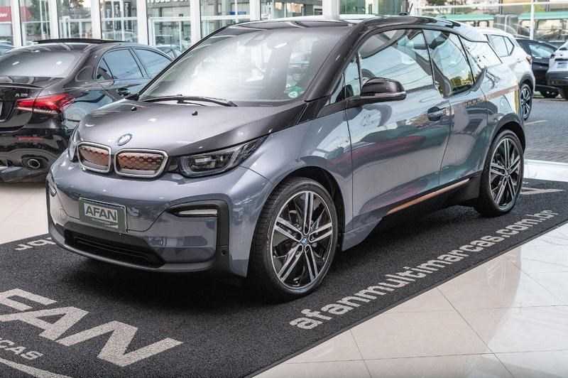 //www.autoline.com.br/carro/bmw/i3-42kwh-full-16v-eletrico-4p-automatico/2022/curitiba-pr/25012929