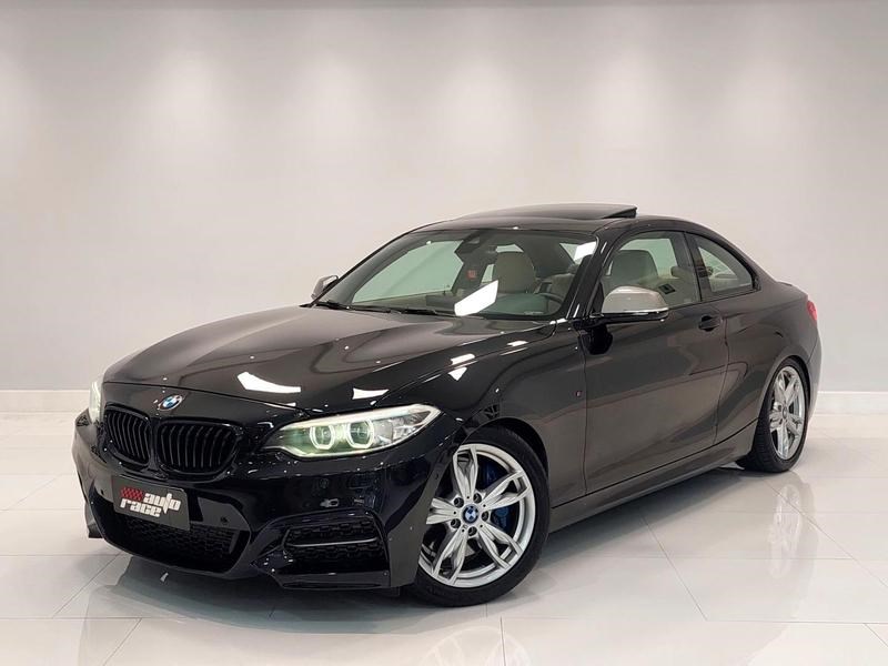 //www.autoline.com.br/carro/bmw/m235i-30-coupe-24v-gasolina-2p-turbo-automatico/2015/curitiba-pr/24451821