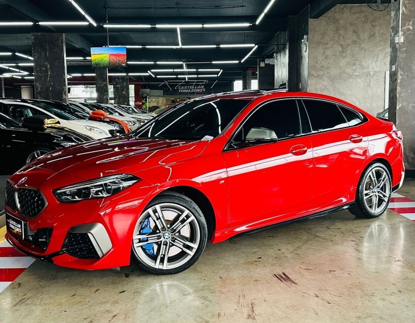 //www.autoline.com.br/carro/bmw/m235i-20-xdrive-grand-coupe-16v-gasolina-4p-4x4-tur/2021/caxias-do-sul-rs/24700815
