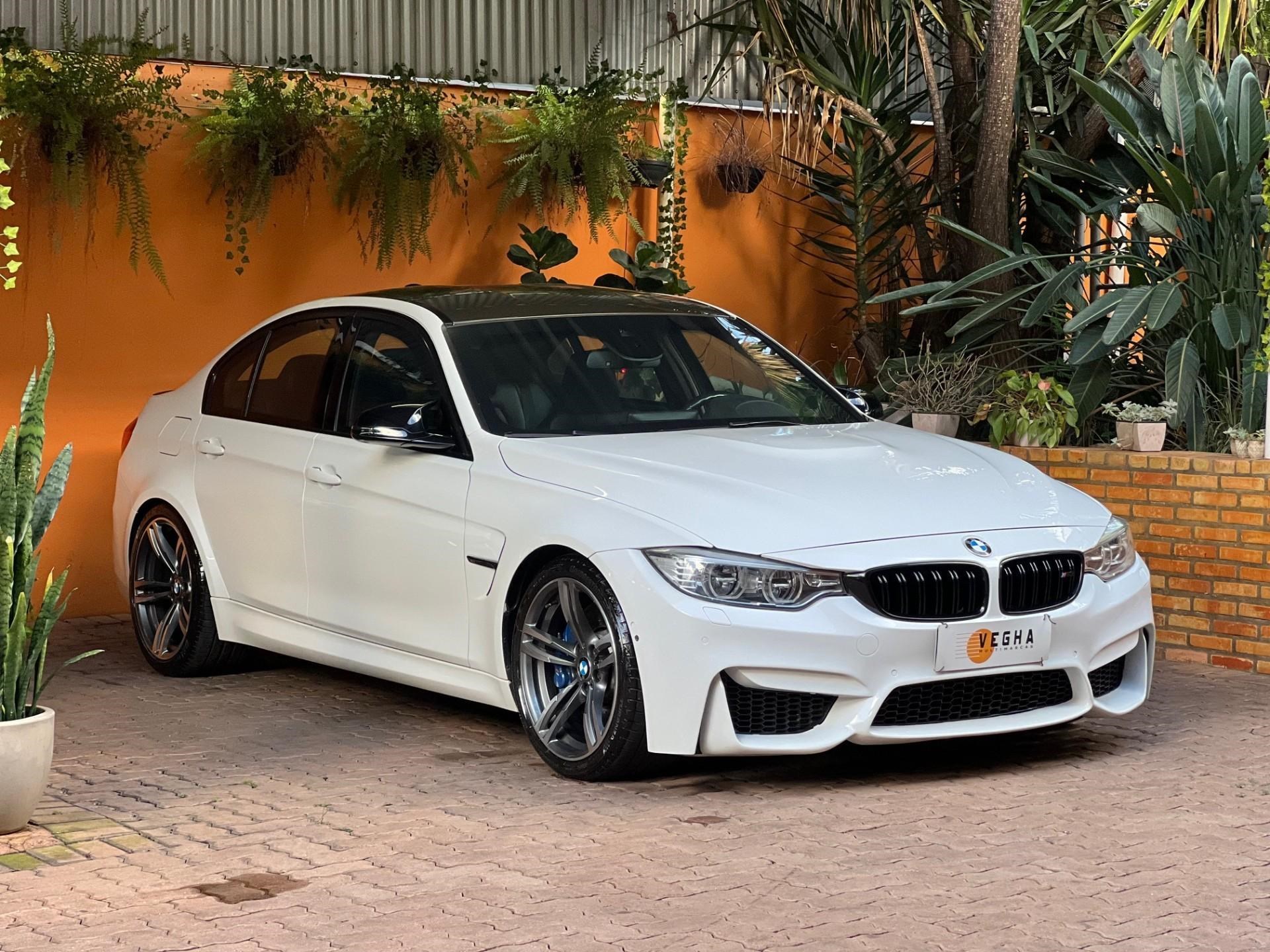 //www.autoline.com.br/carro/bmw/m3-30-24v-gasolina-4p-turbo-automatico/2015/belo-horizonte-mg/23371105