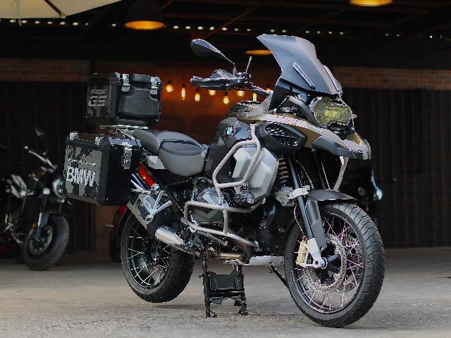 //www.autoline.com.br/moto/bmw/r-1250-gs-adventure-premium/2019/brasilia-df/24822725
