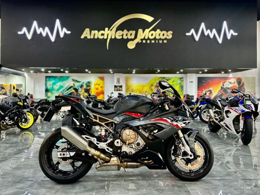 //www.autoline.com.br/moto/bmw/s-1000-rr/2023/peruibe-sp/24610270
