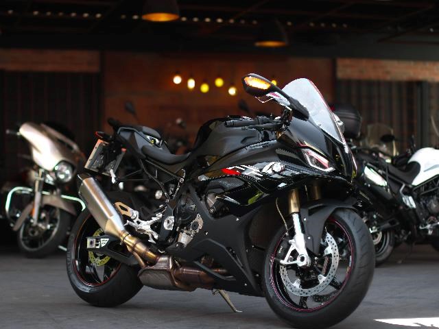 //www.autoline.com.br/moto/bmw/s-1000-rr/2023/brasilia-df/24822748