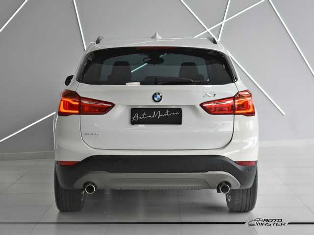 //www.autoline.com.br/carro/bmw/x1-20-sdrive20i-gp-16v-flex-4p-turbo-automatico/2016/sao-jose-dos-pinhais-pr/22463691