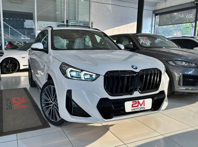 //www.autoline.com.br/carro/bmw/x1-20-sdrive20i-m-sport-16v-gasolina-4p-turbo-au/2023/sao-paulo-sp/23416253