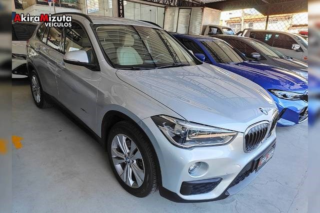 //www.autoline.com.br/carro/bmw/x1-20-sdrive20i-gp-16v-flex-4p-turbo-automatico/2017/mogi-das-cruzes-sp/23781630