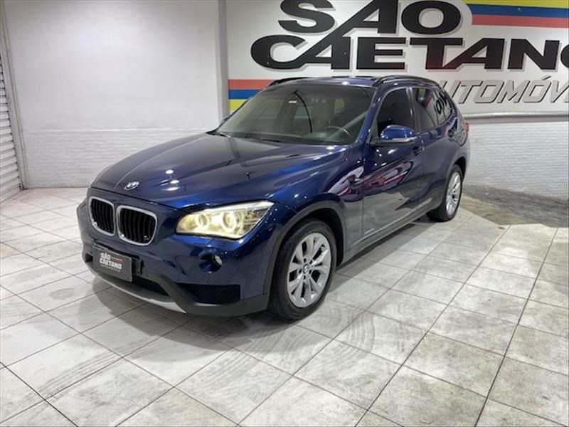 //www.autoline.com.br/carro/bmw/x1-20-sdrive20i-16v-gasolina-4p-turbo-automatico/2013/sao-caetano-do-sul-sp/24036598