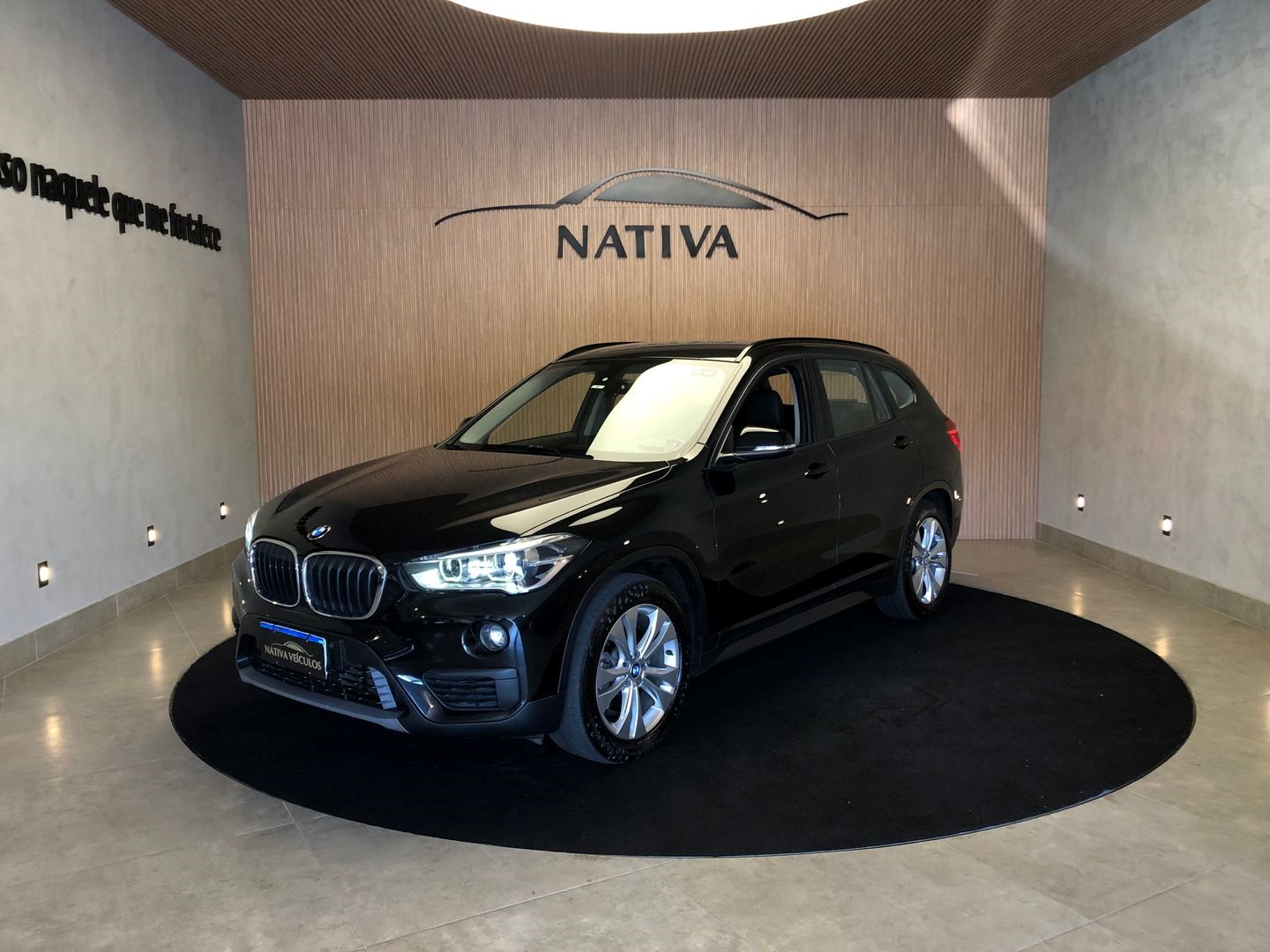 //www.autoline.com.br/carro/bmw/x1-20-sdrive20i-gp-16v-flex-4p-turbo-automatico/2016/jundiai-sp/24368278