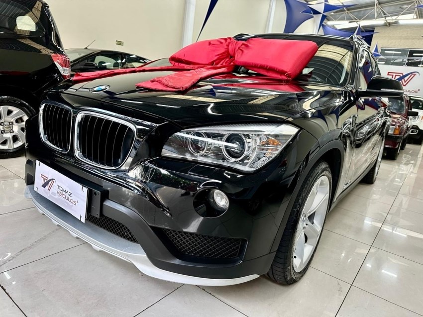 //www.autoline.com.br/carro/bmw/x1-20-sdrive20i-16v-flex-4p-turbo-automatico/2015/campinas-sp/24431815