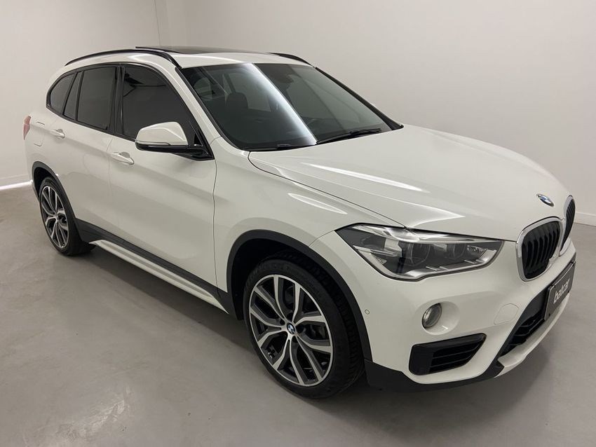 //www.autoline.com.br/carro/bmw/x1-20-xdrive25i-sport-16v-flex-4p-4x4-turbo-auto/2019/brasilia-df/24478343