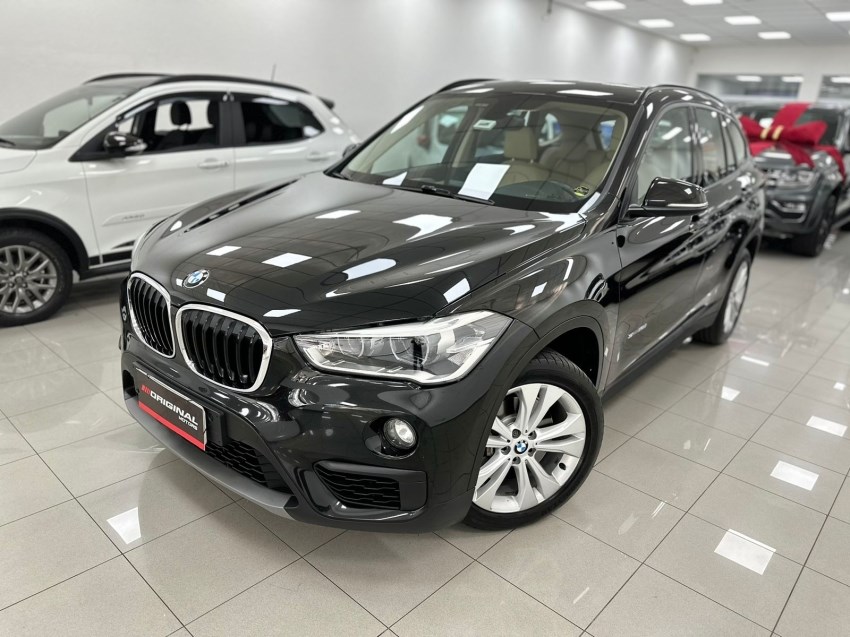 //www.autoline.com.br/carro/bmw/x1-20-sdrive20i-gp-16v-flex-4p-turbo-automatico/2018/campinas-sp/24482559