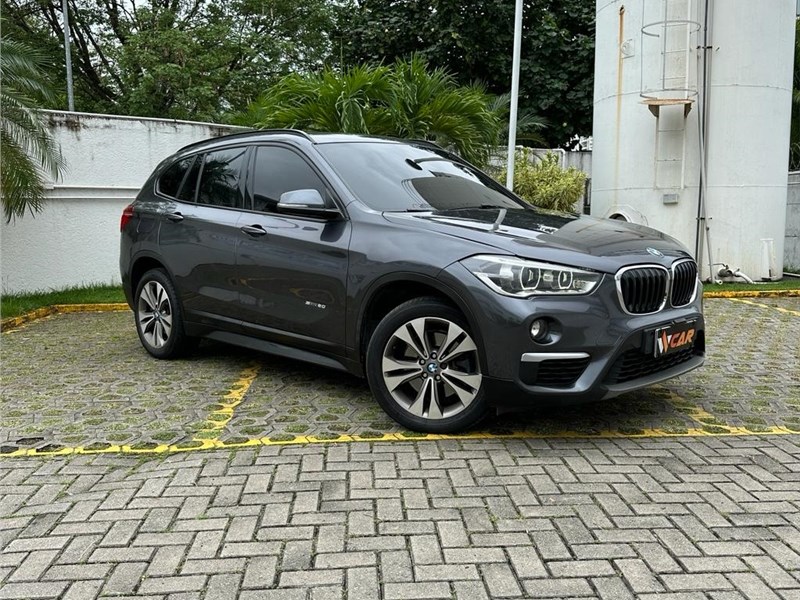 //www.autoline.com.br/carro/bmw/x1-20-sdrive20i-gp-16v-flex-4p-turbo-automatico/2018/rio-de-janeiro-rj/24511545