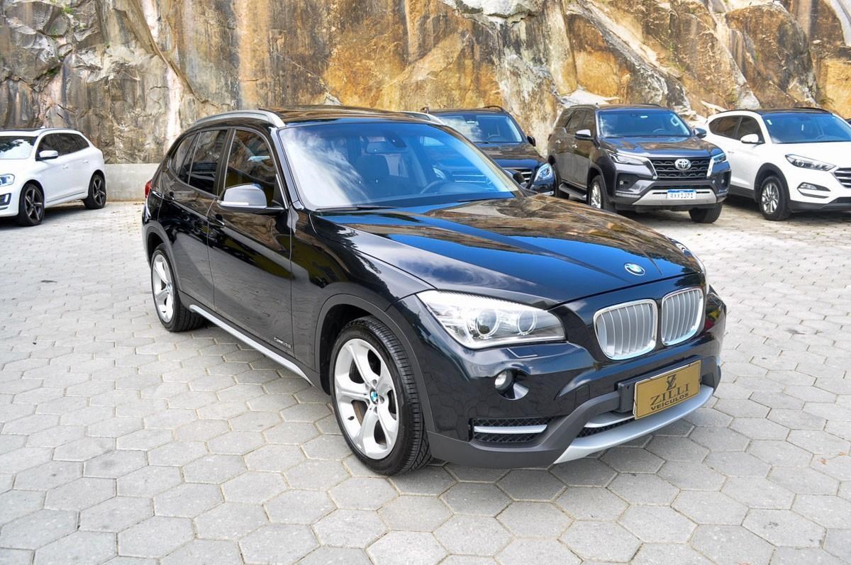 //www.autoline.com.br/carro/bmw/x1-20-sdrive20i-16v-gasolina-4p-turbo-automatico/2013/florianopolis-sc/24609127