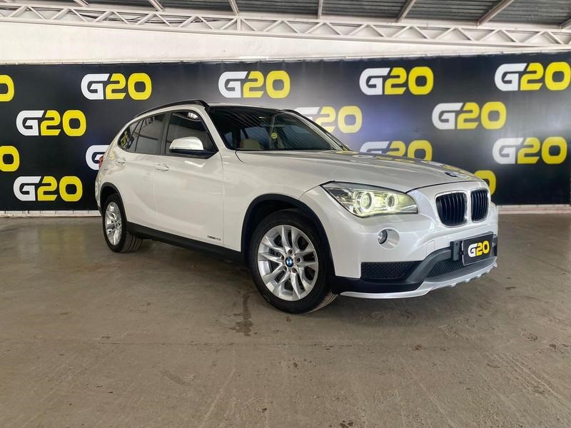 //www.autoline.com.br/carro/bmw/x1-20-sdrive20i-16v-flex-4p-turbo-automatico/2015/brasilia-df/24692354