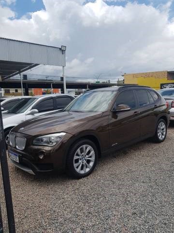 //www.autoline.com.br/carro/bmw/x1-20-sdrive18i-top-16v-gasolina-4p-automatico/2013/rio-grande-rs/24725652