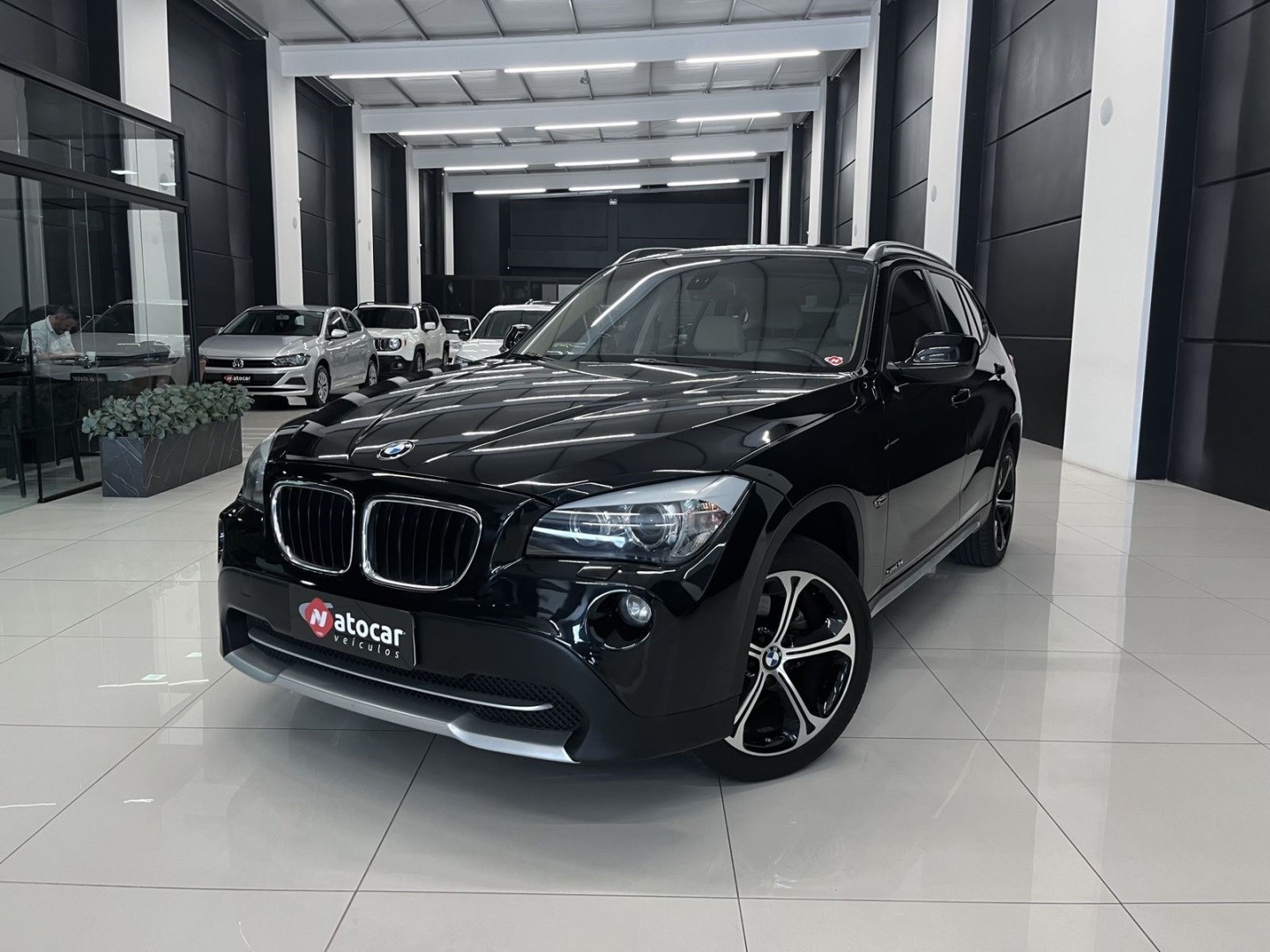 //www.autoline.com.br/carro/bmw/x1-20-sdrive20i-16v-gasolina-4p-turbo-automatico/2013/osorio-rs/24800589