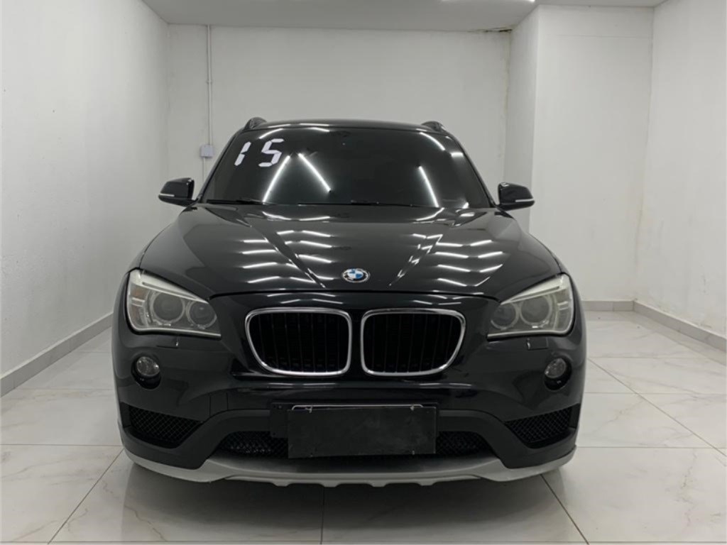 //www.autoline.com.br/carro/bmw/x1-20-sdrive20i-16v-flex-4p-turbo-automatico/2015/rio-de-janeiro-rj/24877318