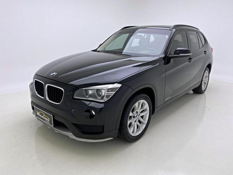 //www.autoline.com.br/carro/bmw/x1-20-sdrive20i-16v-flex-4p-turbo-automatico/2015/curitiba-pr/24902290