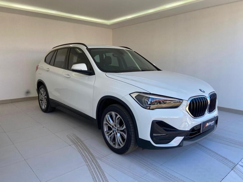 //www.autoline.com.br/carro/bmw/x1-20-sdrive20i-gp-16v-flex-4p-turbo-automatico/2020/brasilia-df/24908418