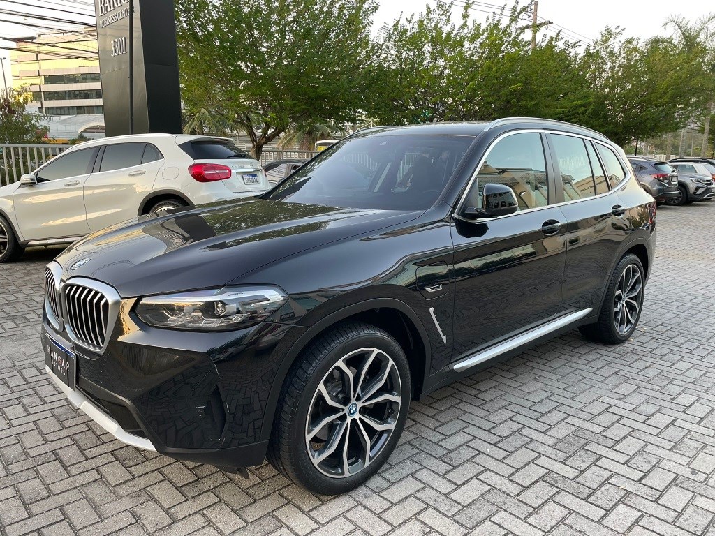 //www.autoline.com.br/carro/bmw/x3-20-xdrive30e-xline-16v-flex-4p-4x4-turbo-auto/2022/rio-de-janeiro-rj/24942596