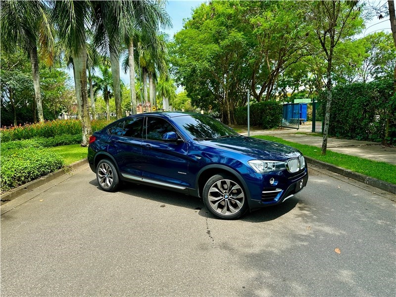 //www.autoline.com.br/carro/bmw/x4-20-xdrive28i-xline-16v-gasolina-4p-4x4-turbo/2017/rio-de-janeiro-rj/24597170