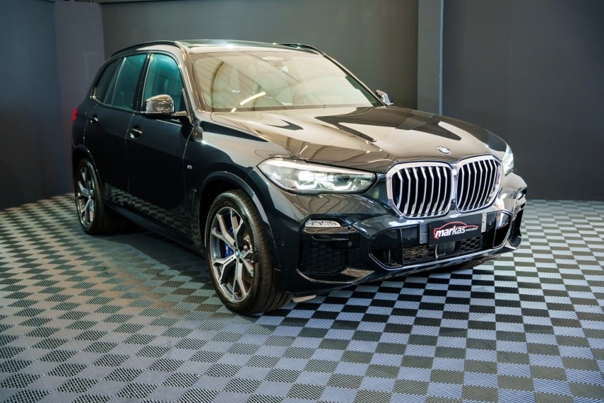 //www.autoline.com.br/carro/bmw/x5-30-xdrive45e-m-sport-24v-flex-4p-4x4-turbo-au/2021/porto-alegre-rs/24020706