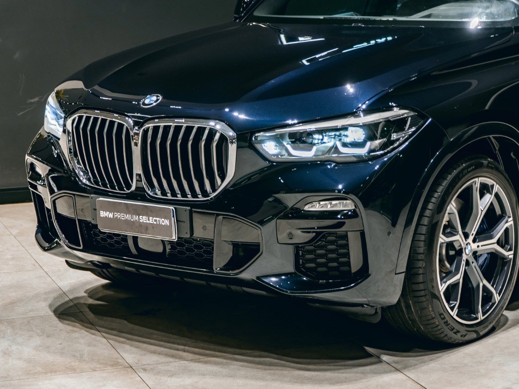 //www.autoline.com.br/carro/bmw/x5-30-xdrive45e-m-sport-24v-flex-4p-4x4-turbo-au/2021/salvador-ba/24917098