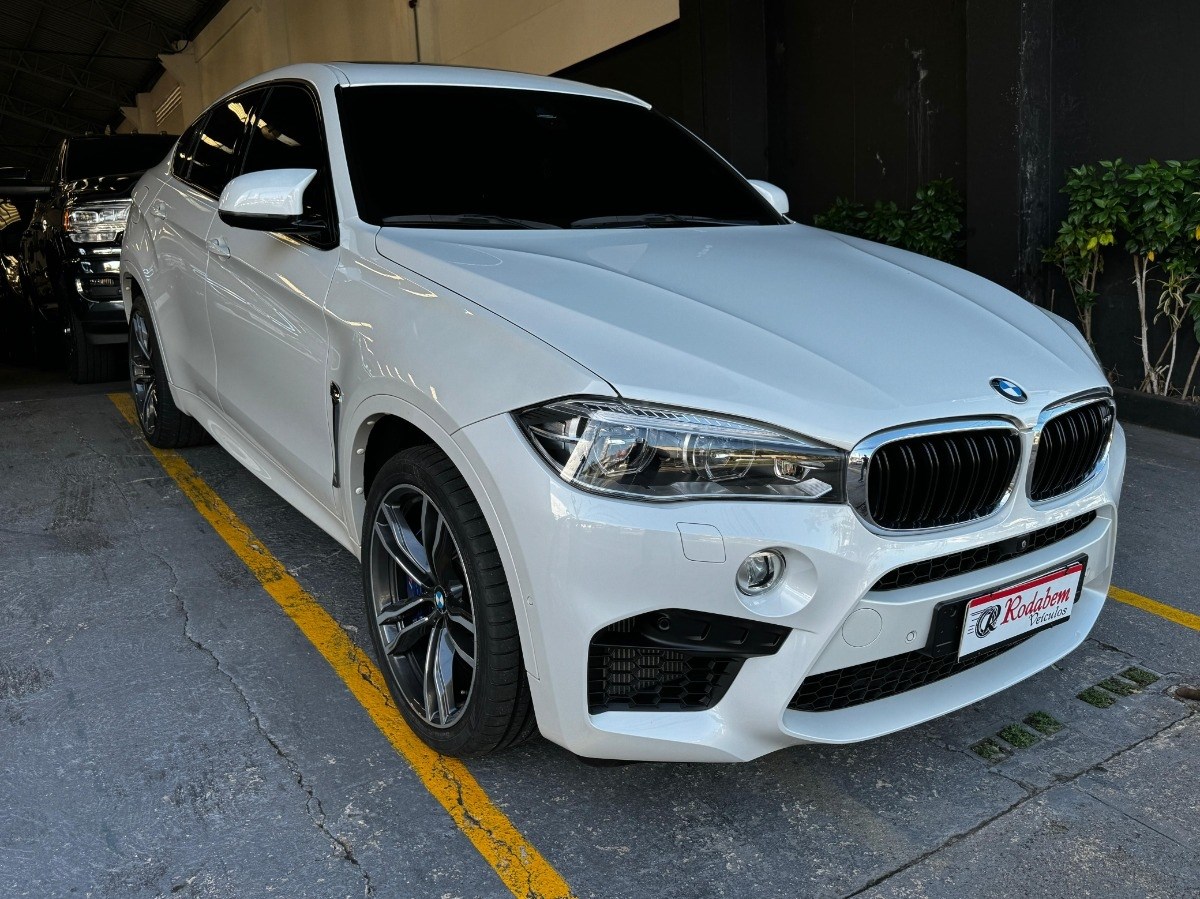//www.autoline.com.br/carro/bmw/x6-44-m-32v-gasolina-4p-4x4-turbo-automatico/2019/belem-pa/24913944