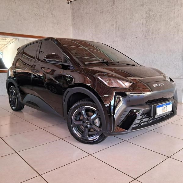 //www.autoline.com.br/carro/byd/dolphin-bev-45kwh-eletrico-4p-automatico/2024/brasilia-df/24942098