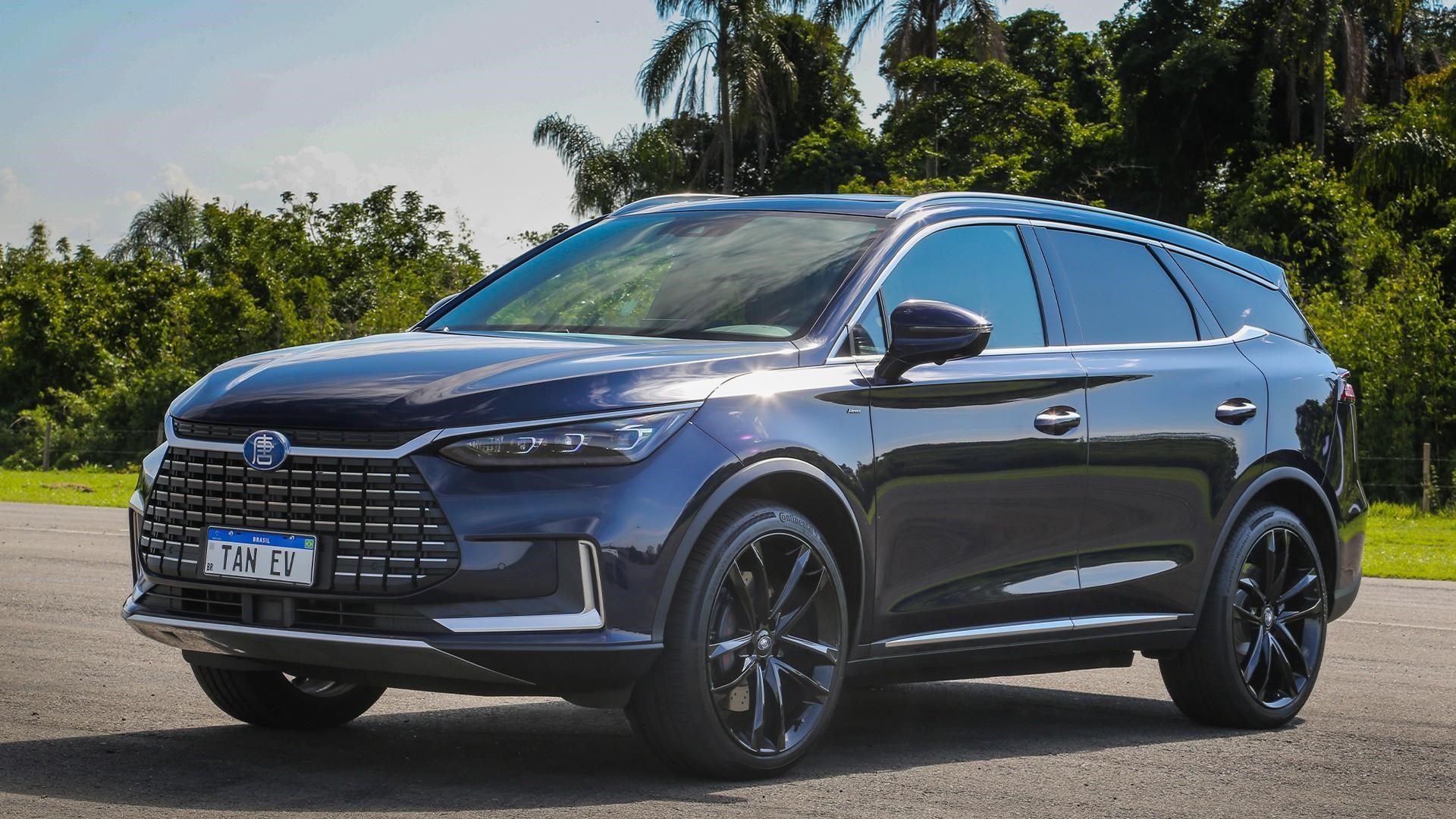 //www.autoline.com.br/carro/byd/tan-ev-bev-86kwh-awd-eletrico-4p-automatico/2023/belo-horizonte-mg/23839869