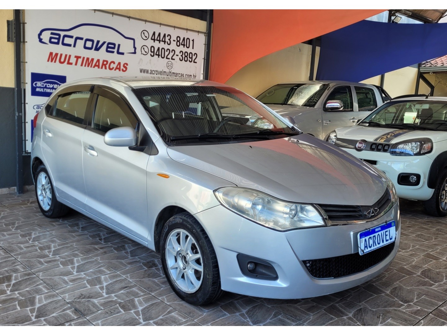 //www.autoline.com.br/carro/chery/celer-15-hatch-16v-flex-4p-manual/2013/franco-da-rocha-sp/25026381