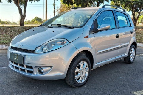 //www.autoline.com.br/carro/chery/face-13-16v-flex-4p-manual/2013/brasilia-df/24799060
