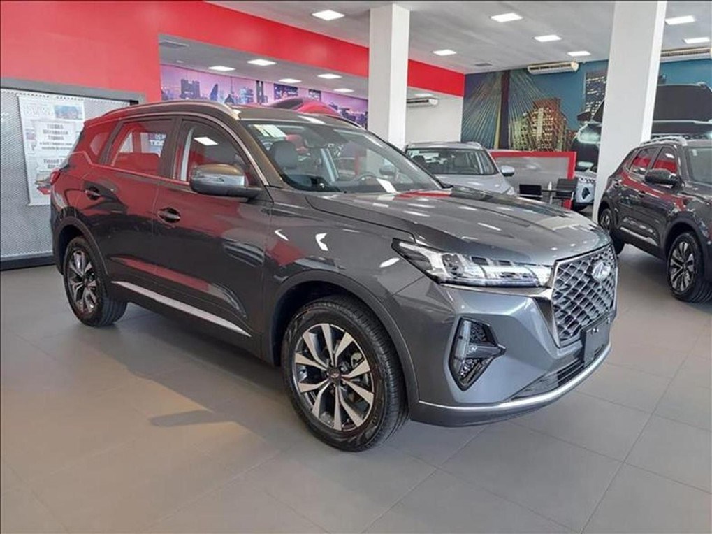 //www.autoline.com.br/carro/chery/tiggo-7-16-turbo-pro-max-drive-t-16v-gasolina-4p-auto/2024/sao-paulo-sp/23626092