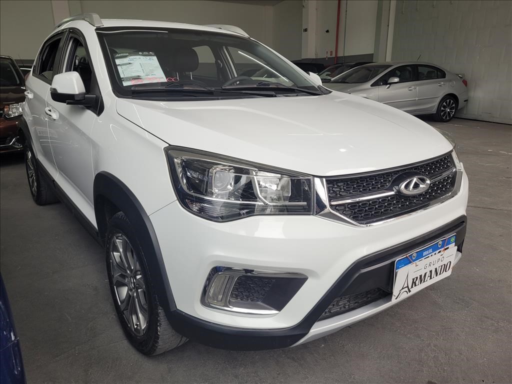 //www.autoline.com.br/carro/chery/tiggo2-15-look-16v-flex-4p-automatico/2019/sao-bernardo-do-campo-sp/23696951
