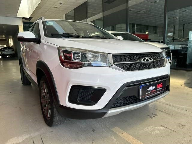 //www.autoline.com.br/carro/chery/tiggo2-15-ex-16v-flex-4p-automatico/2021/salvador-ba/24036911