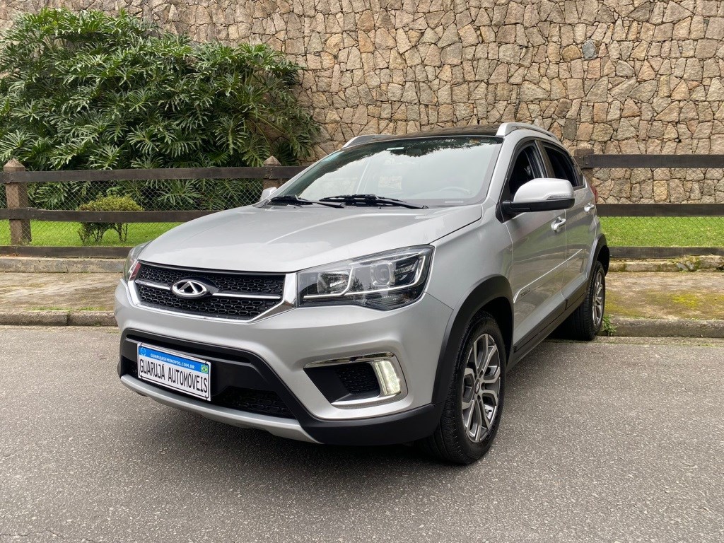 //www.autoline.com.br/carro/chery/tiggo2-15-act-16v-flex-4p-automatico/2019/guaruja-sp/24919464