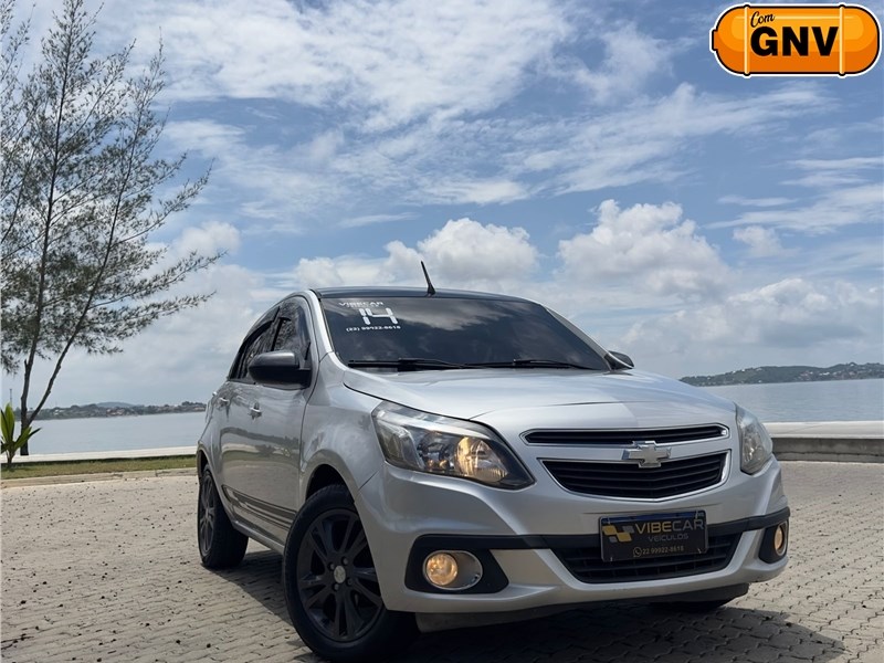 //www.autoline.com.br/carro/chevrolet/agile-14-ltz-8v-flex-4p-manual/2014/araruama-rj/23746228