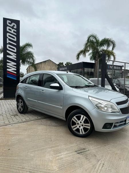 //www.autoline.com.br/carro/chevrolet/agile-14-ltz-8v-flex-4p-manual/2011/pelotas-rs/24273773