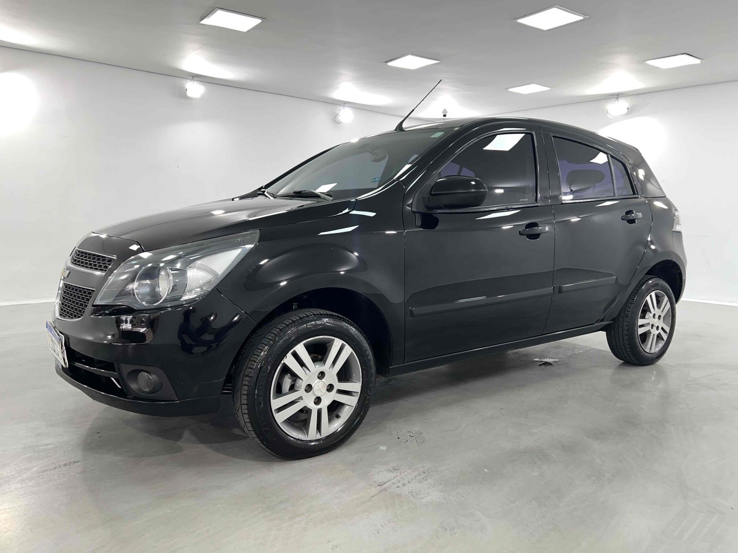 //www.autoline.com.br/carro/chevrolet/agile-14-ltz-8v-flex-4p-manual/2013/belo-horizonte-mg/24591891