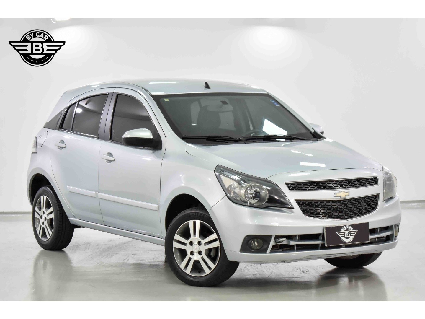 //www.autoline.com.br/carro/chevrolet/agile-14-ltz-8v-flex-4p-manual/2013/belo-horizonte-mg/24915979