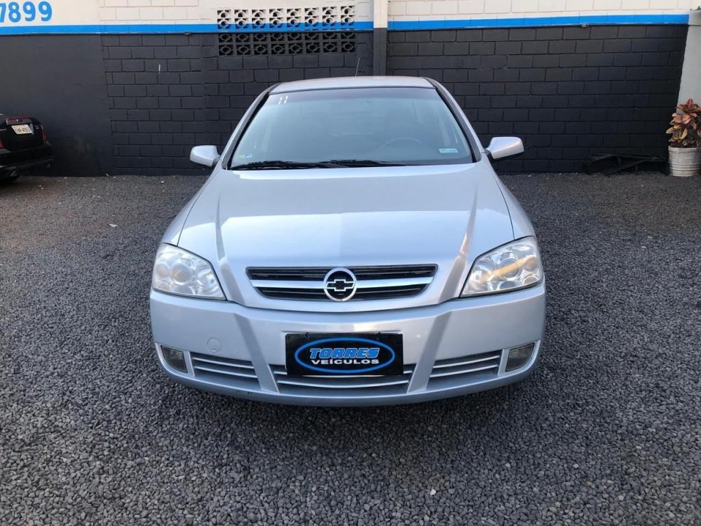 //www.autoline.com.br/carro/chevrolet/astra-20-sedan-advantage-8v-flex-4p-manual/2011/ribeirao-preto-sp/24774096
