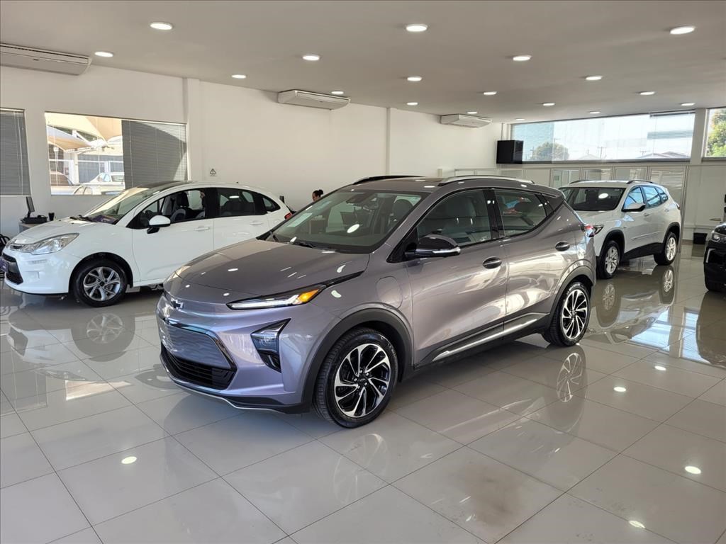 //www.autoline.com.br/carro/chevrolet/bolt-euv-65-kwh-premier-12v-eletrico-4p-automatico/2023/campo-grande-ms/24479801