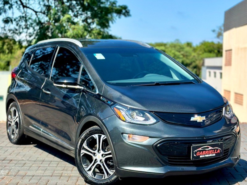 //www.autoline.com.br/carro/chevrolet/bolt-ev-65-kwh-premier-eletrico-4p-automatico/2020/cascavel-pr/24634374