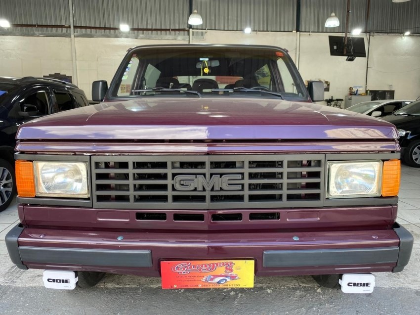 //www.autoline.com.br/carro/chevrolet/bonanza-40-custom-de-luxe-90cv-2p-diesel-manual/1992/osasco-sp/23696035