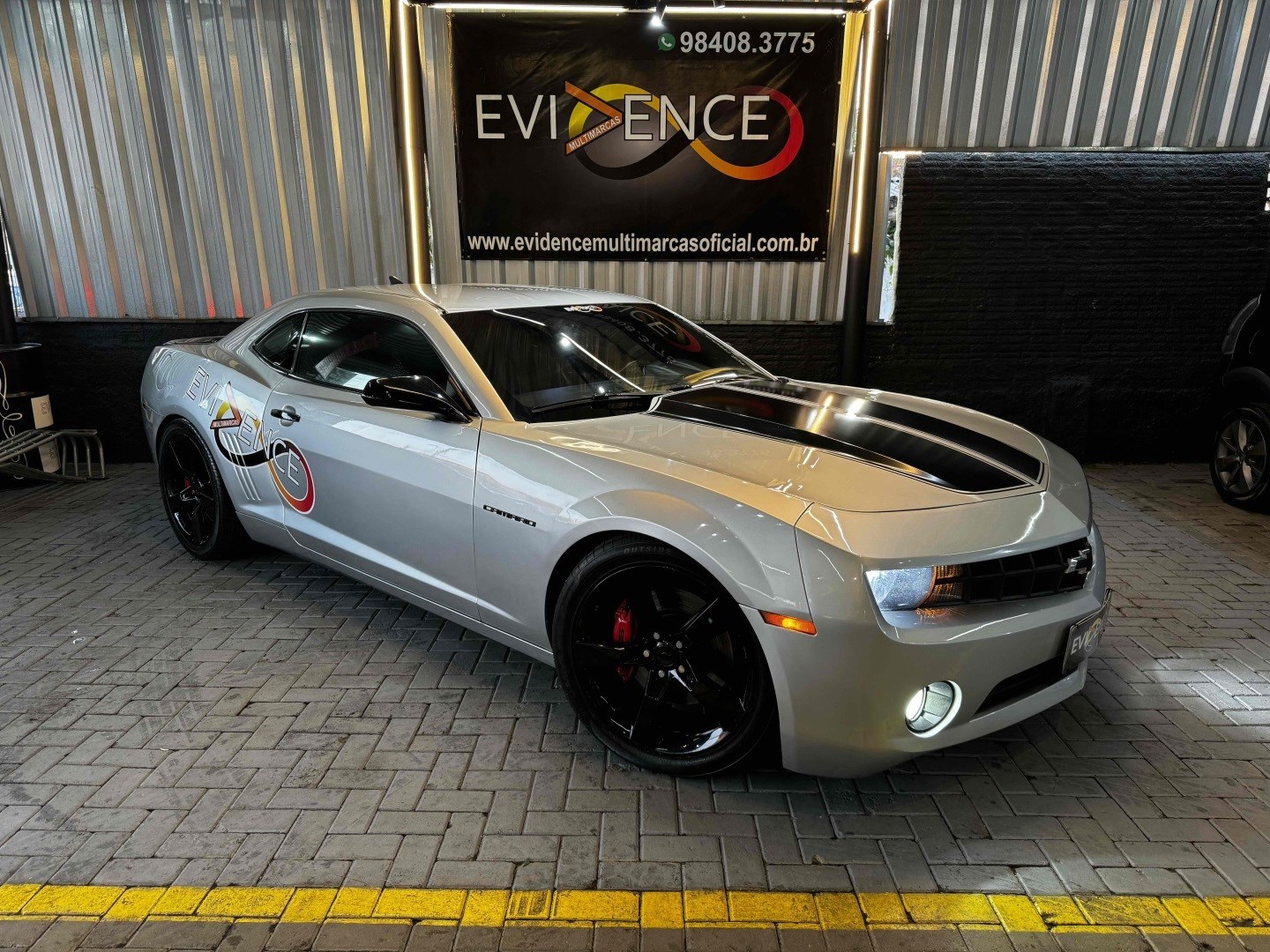 //www.autoline.com.br/carro/chevrolet/camaro-62-coupe-2ss-16v-gasolina-2p-automatico/2011/gravatai-rs/24968645