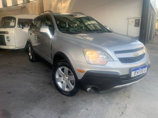 //www.autoline.com.br/carro/chevrolet/captiva-24-sport-16v-gasolina-4p-automatico/2012/osasco-sp/25004085
