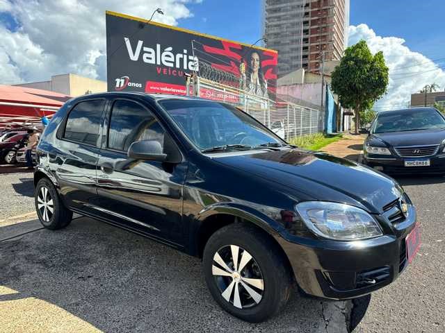 //www.autoline.com.br/carro/chevrolet/celta-10-spirit-8v-flex-4p-manual/2011/rio-verde-go/23390856